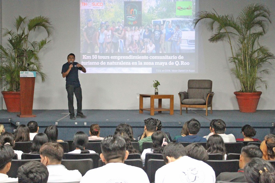 Dan herramientas a estudiantes para realizar proyectos turísticos