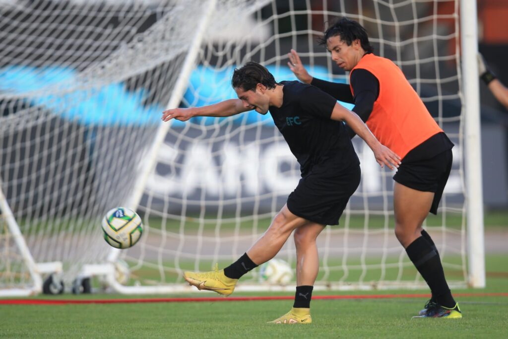 Clásico Peninsular al abrir en casa el Cancún FC el Torneo Apertura