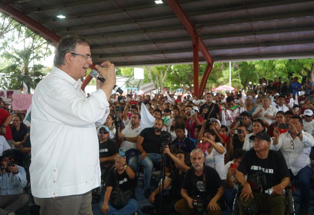 Marcelo Ebrard inicia gira en Quintana Roo enfocada en salud y programas sociales