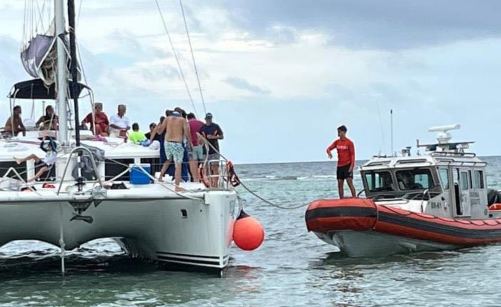 Operativo de rescate exitoso: turistas rescatados por elementos de la Décimo Séptima Zona Naval en Mahahual