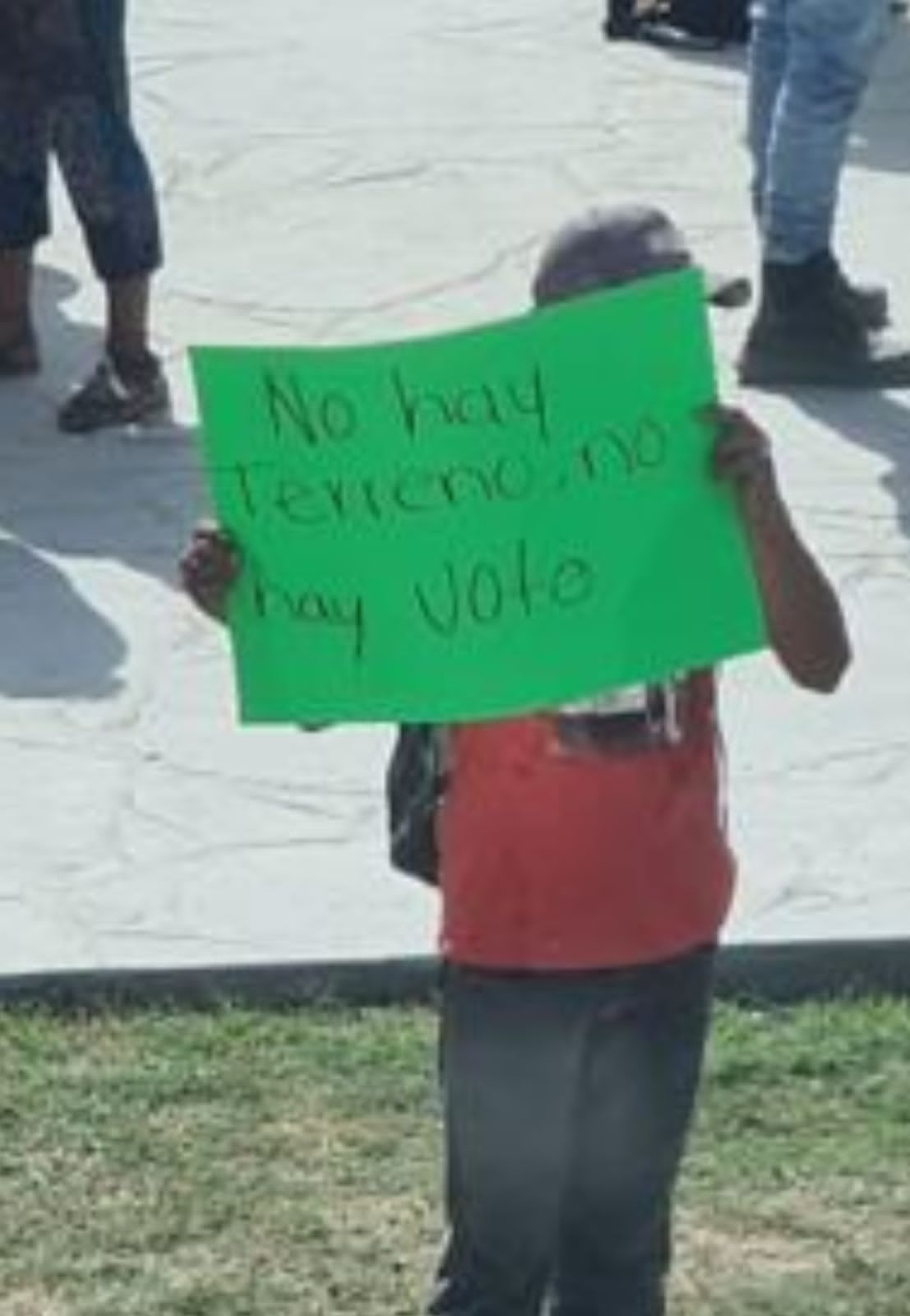 Jornada de caos en Puerto Morelos por protesta de paracaidistas desalojados