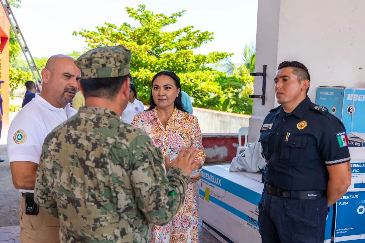 Recibe Solidaridad equipo de donación de la Marina de los EE.UU