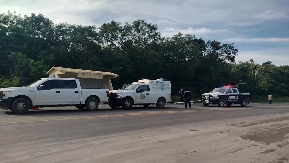 Asesinan a una persona y tiran su cuerpo en un paradero del municipio de Felipe Carrillo Puerto