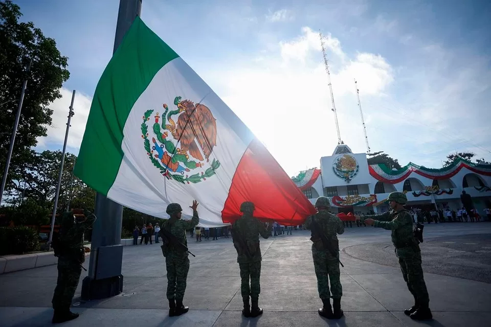 Con espectáculo de drones sustituirán la pirotecnia en la ceremonia del “Grito” en Cancún