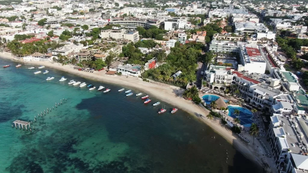 Ambicioso proyecto de rompeolas para El Recodo, en Playa del Carmen