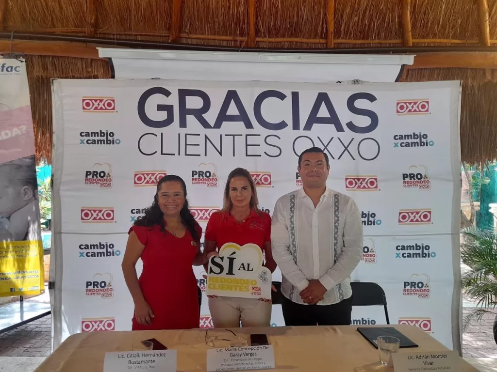 Presentan la campañan redondeo clientes oxxo en beneficio de VIFAC Quintana Roo