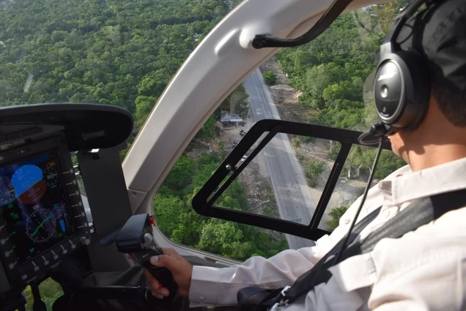 Sobrevuela Tulum helicóptero en busca de persona desaparecida