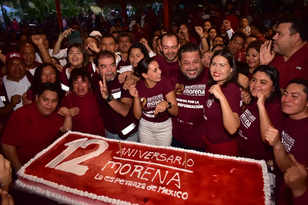 Festejan en Cancún aniversario 12 de la fundación de Morena