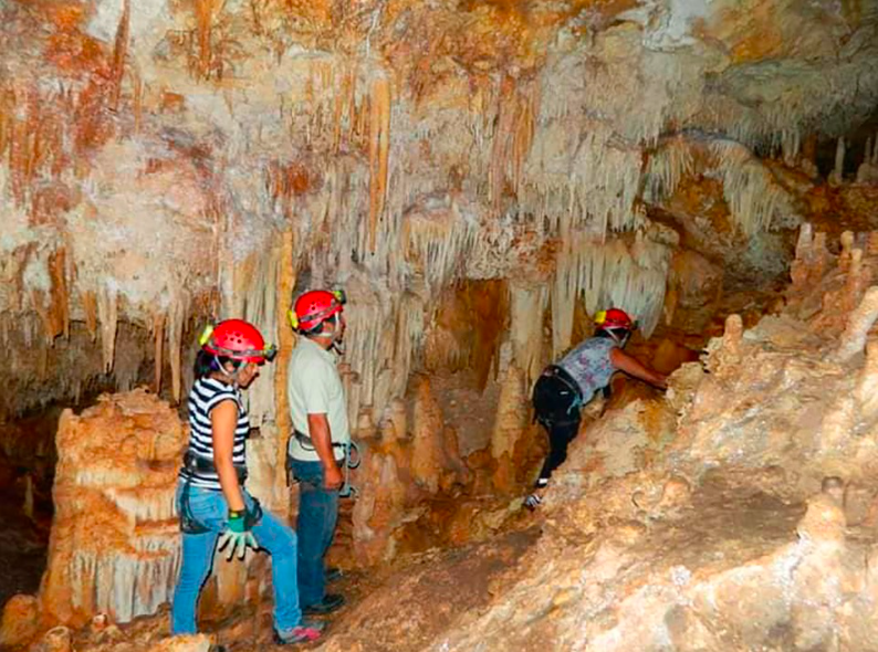 Comunidades mayas de Tres Reyes y Pac Chen sufren por la falta de llegada de turistas