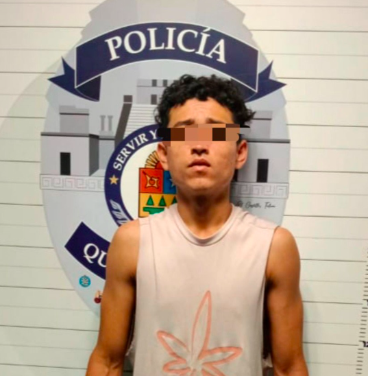 Reta a policías con un cuchillo y al ser detenido alega que era “broma”