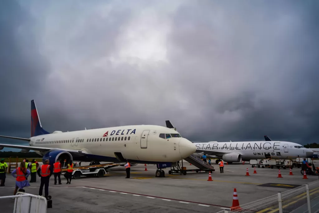 Logro histórico de la presidenta Juanita Alonso con el regreso de DELTA airlines