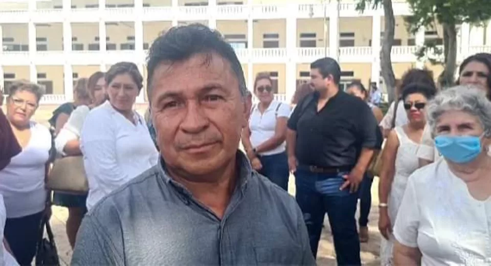 Supervisores de la SEQ se manifiestan en Chetumal, buscan atención de sus superiores