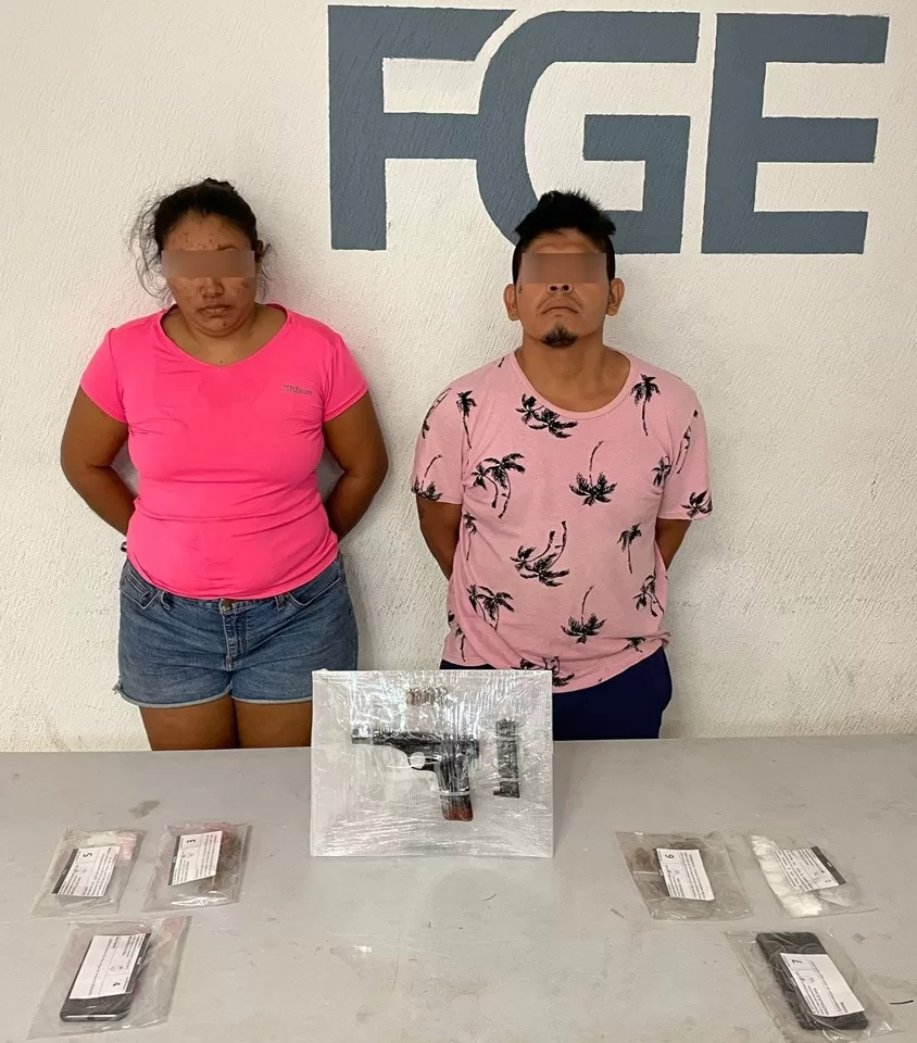 Con armas y drogas detienen en Playa del Carmen a dos personas, integrantes de banda delictiva