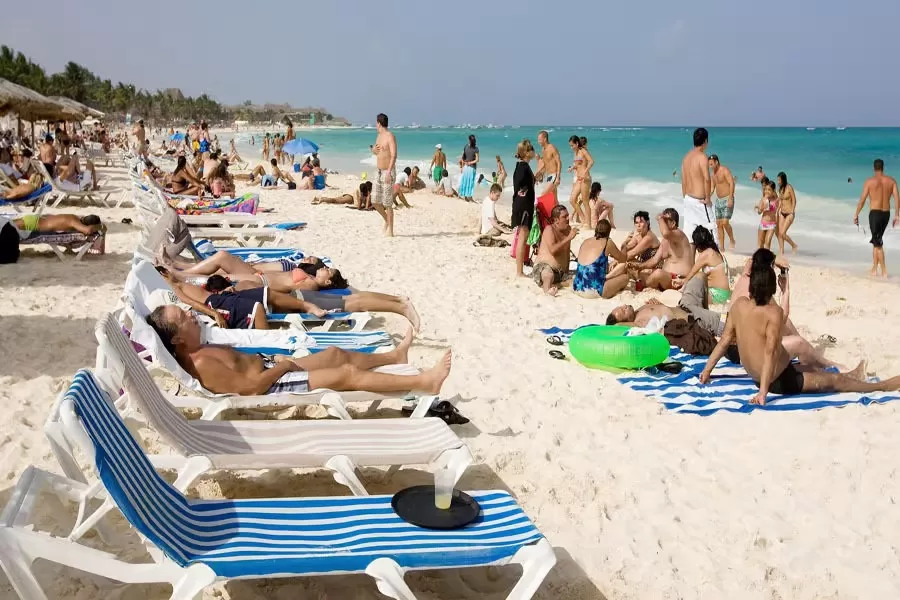 Más de 700 mil turistas visitarán destinos de Quintana Roo a fin de año 