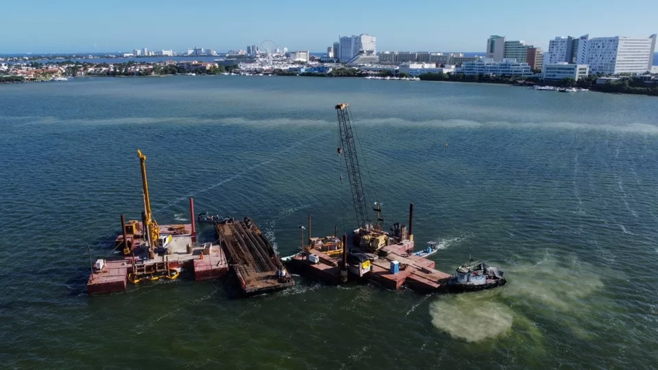 Afecta falta de mano de obra e insumos la construcción del Puente Nichupté