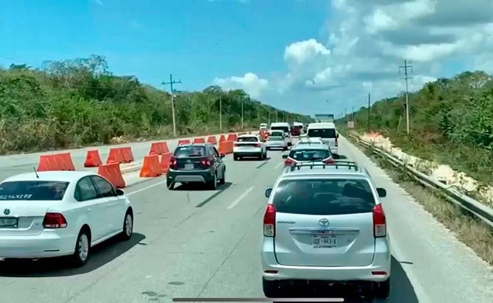 Anuncian rehabilitación de 32 kilómetros de carretera federal en Solidaridad