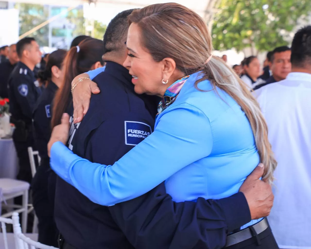 Lili Campos reconoce el papel fundamental de elementos policíacos en la renovación