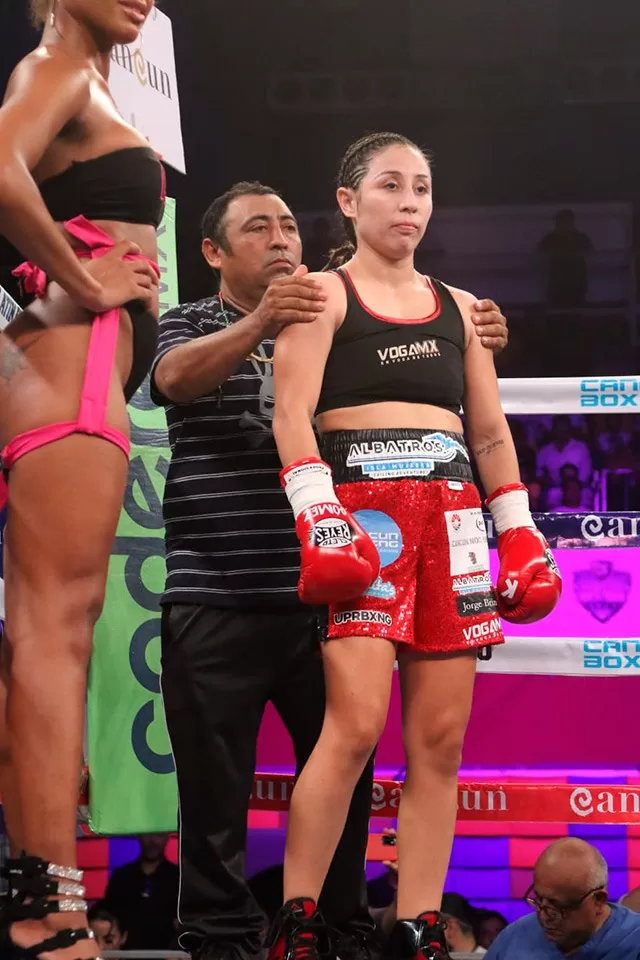 Reaparece en Chetumal, la “Niña” Gómez ante la boliviana Mariela “Brujita”' Ribera