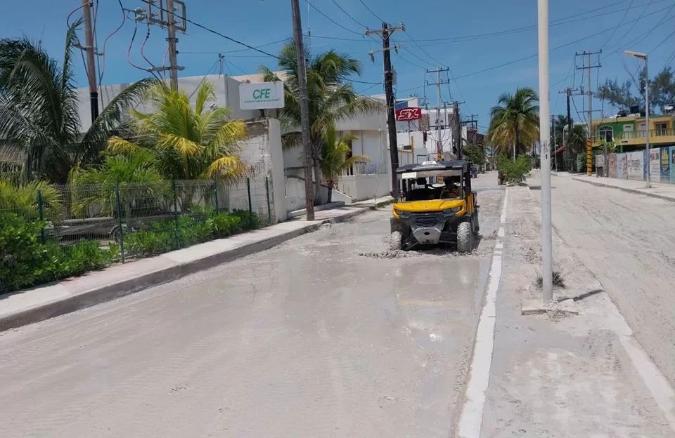 El 90% de las calles de isla Holbox sufre problemas de inundaciones