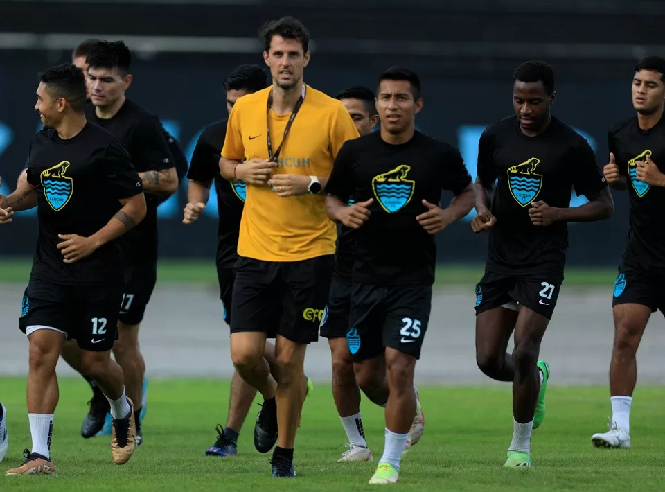 Cancún FC inicia la defensa del título en la madriguera del coyote