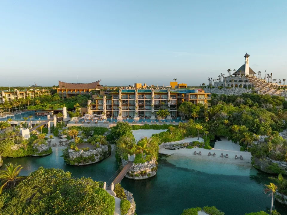 Grupo Xcaret recibe premio como Mejor Proveedor en Turismo de Negocios