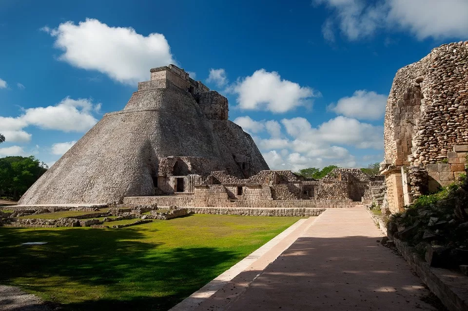 Tres zonas arqueológicas de Yucatán en el Top 10 de las más visitadas de México