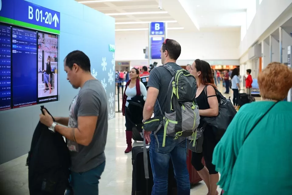 Aeropuerto de Cancún experimenta afectaciones por nevadas en Europa y Estados Unidos