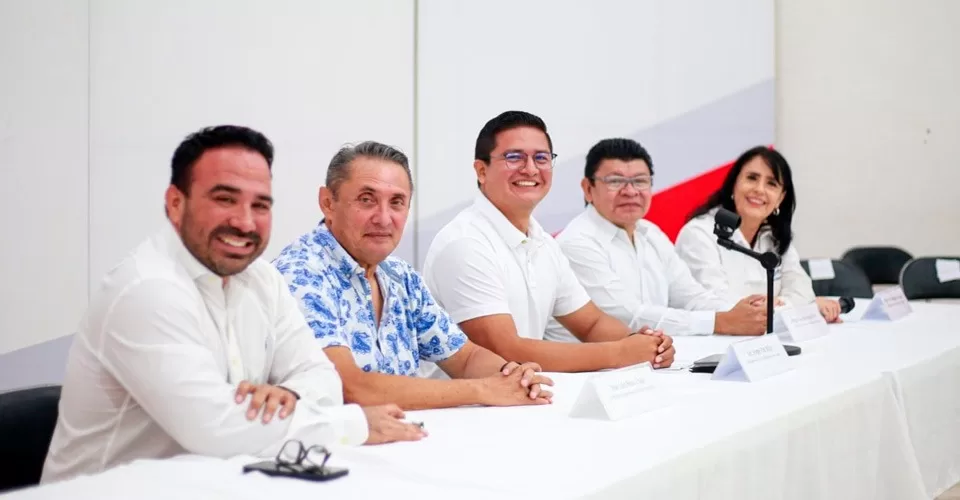 Coalición PAN-PRI presenta candidatos a diputados locales en Cancún