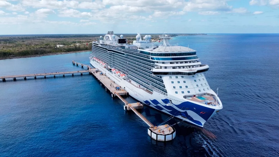 Cozumel recibe al lujoso crucero Enchanted Princess