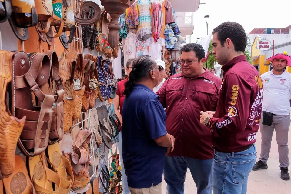 Ofrece Gino Segura legislar por el bienestar de Cozumel