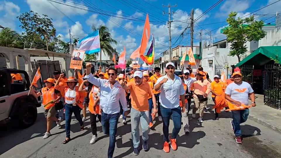 Cozumeleños expresan a Palazuelos la necesidad de mayor seguridad