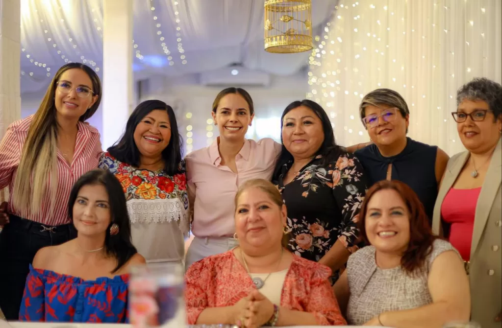 Reconoce Ana Paty Prealta a madres cancunenses como pilar fundamental de una sociedad en paz