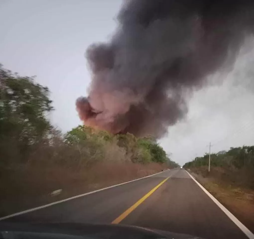 Trabajan para controlar un incendio en basurero de FCP