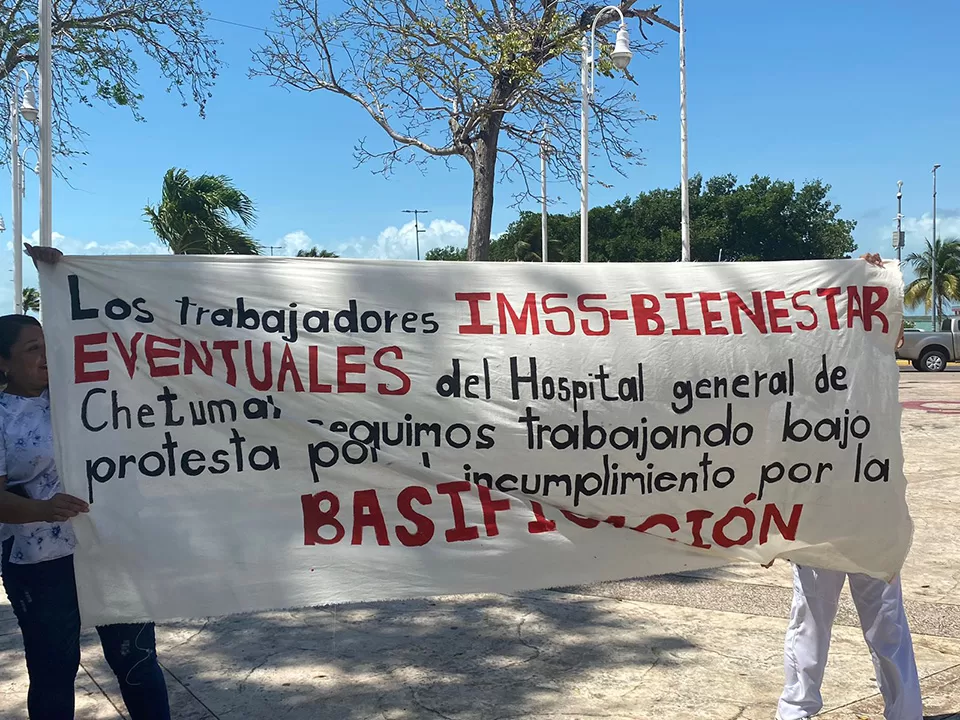 Protestan enfermeros en Chetumal: exigen las “bases” que les ofrecieron