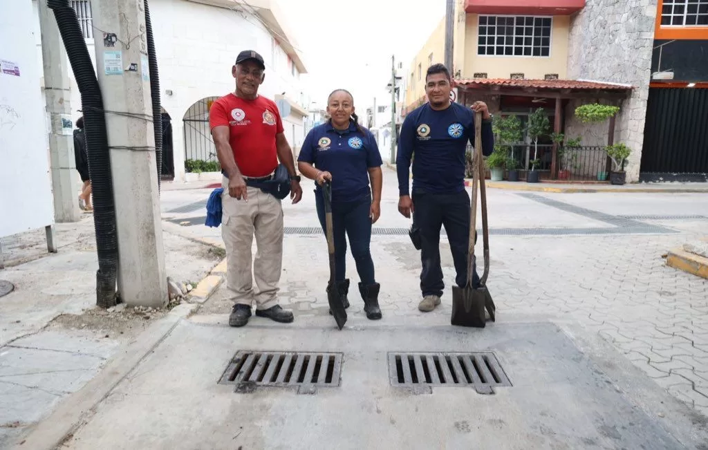 Activan en Isla Mujeres operativo especial para atender afectaciones por lluvias