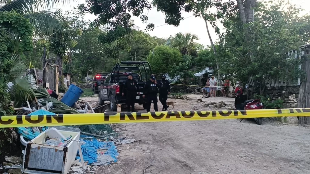 Asesinan a balazos a sujeto en colonia irregular de Tulum