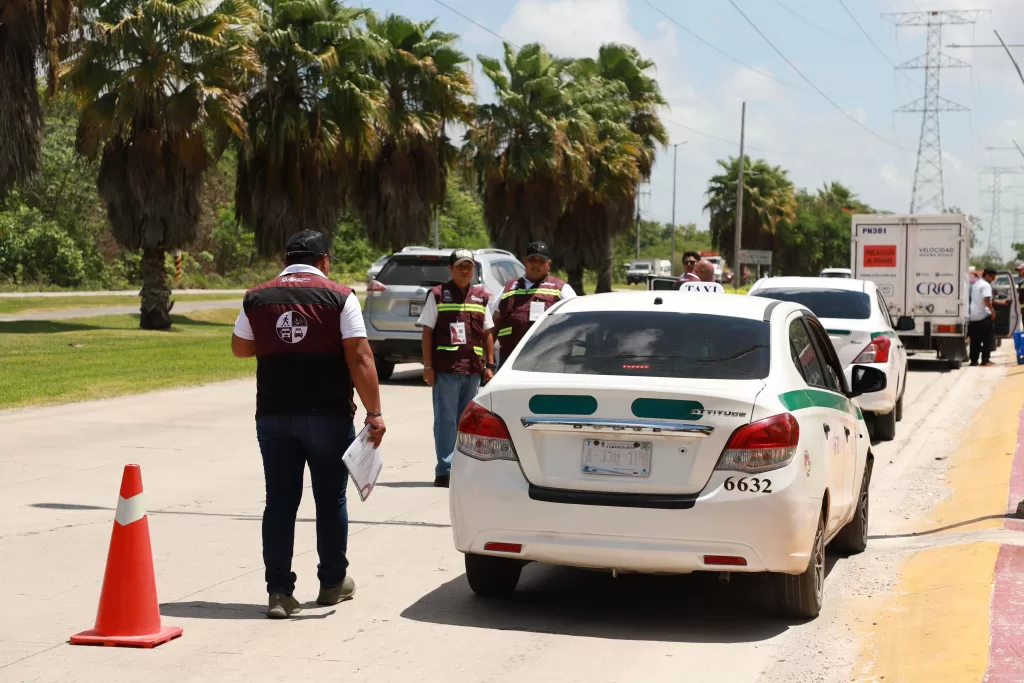 Imoveqroo refuerza la seguridad en unidades de transporte público en Quintana Roo