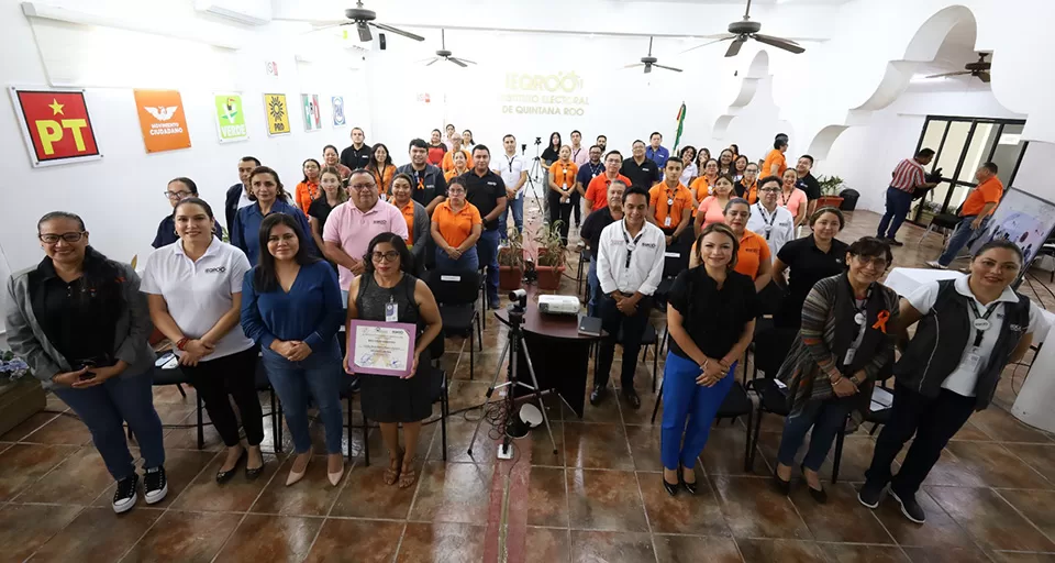 Imparten en el Ieqroo curso sobre hostigamiento laboral