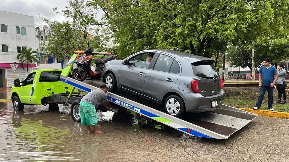 Imoveqroo activa operativo Tormenta en Cancún ante lluvias intensas