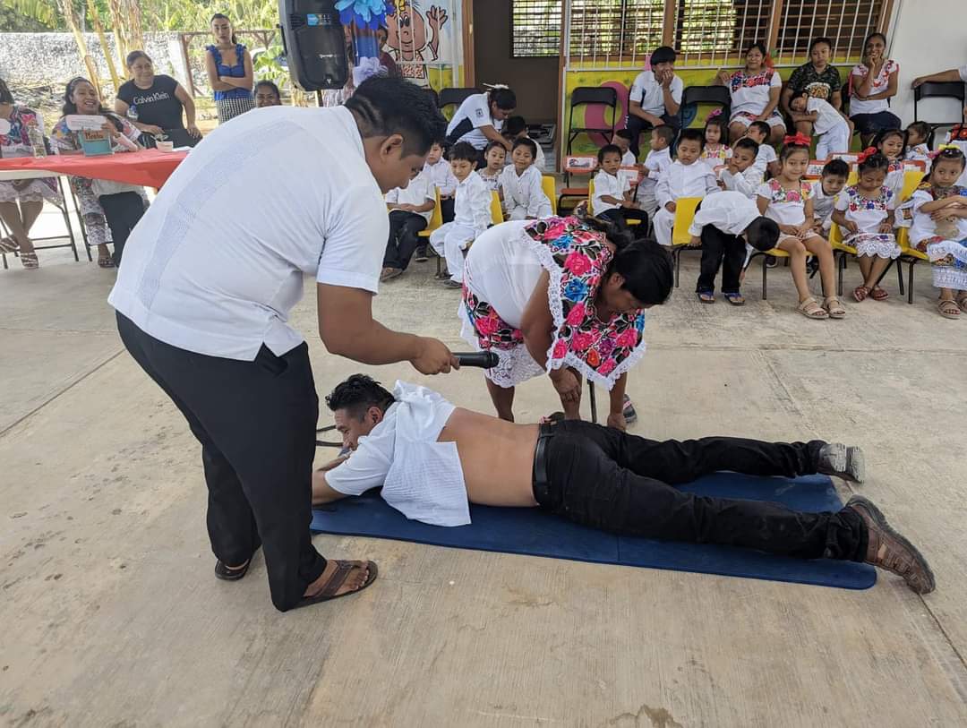 Educadores indígenas promueven la medicina tradicional como alternativa