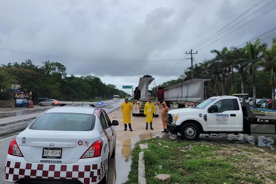 Activado el Operativo Tormenta para atender vehículos varados por las lluvias