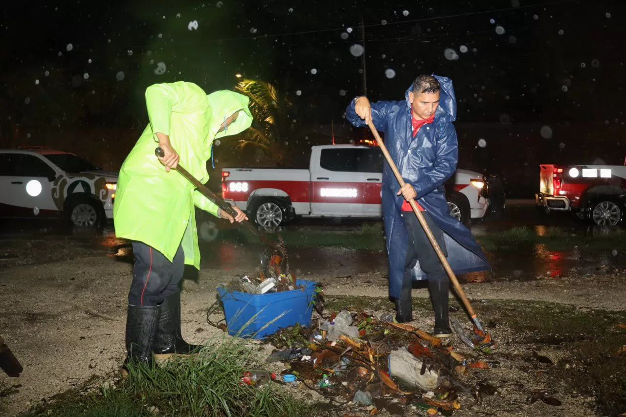 Mantienen acciones preventivas en Cancún ante constantes lluvias