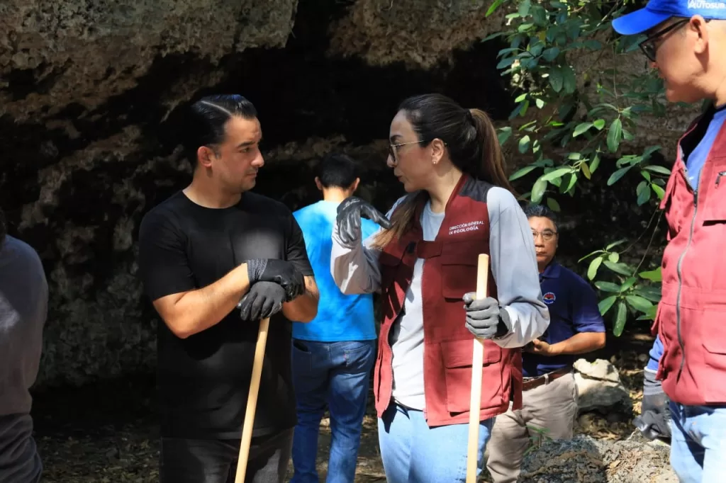 Piden a ciudadanos que se sumen a la limpieza de cenotes urbanos en Cancún