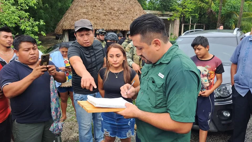 Pobladores de Manuel Antonio Ay bloquean la vía Tulum-Cobá