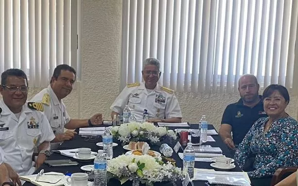 Gobierno del Estado y Semar refuerzan acciones para mitigar afectación por sargazo