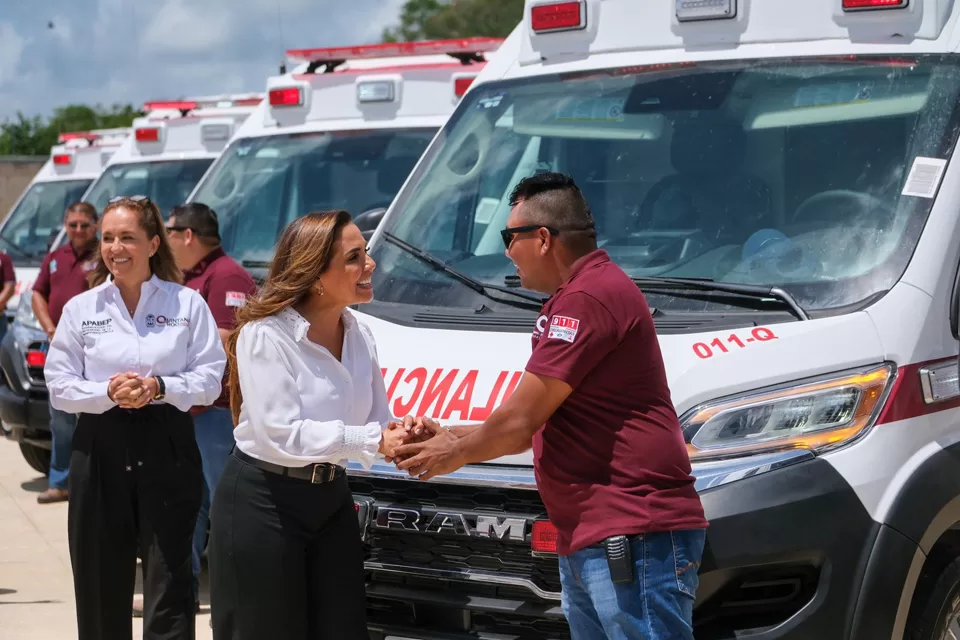 Quintana Roo recibe 31 ambulancias de la Beneficencia Pública Nacional