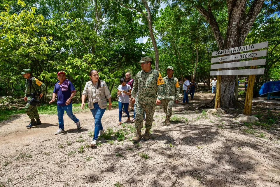 Evacúan a familias de comunidades mayas de Felipe Carrillo