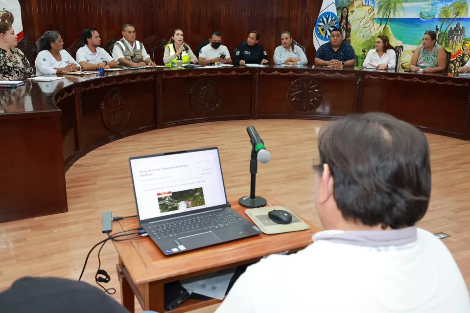 Isla Mujeres se prepara ante la potencial llegada de Beryl