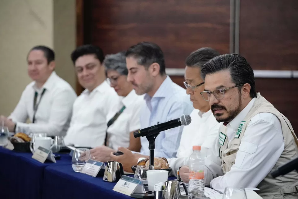 Listo el IMSS para enfrentar la llegada del huracán Beryl, asegura Zoé Robledo