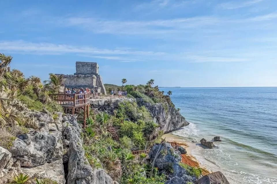 Tulum recupera rápidamente la normalidad tras el paso del huracán Beryl